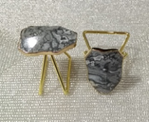 [AC00768] Black wind stone